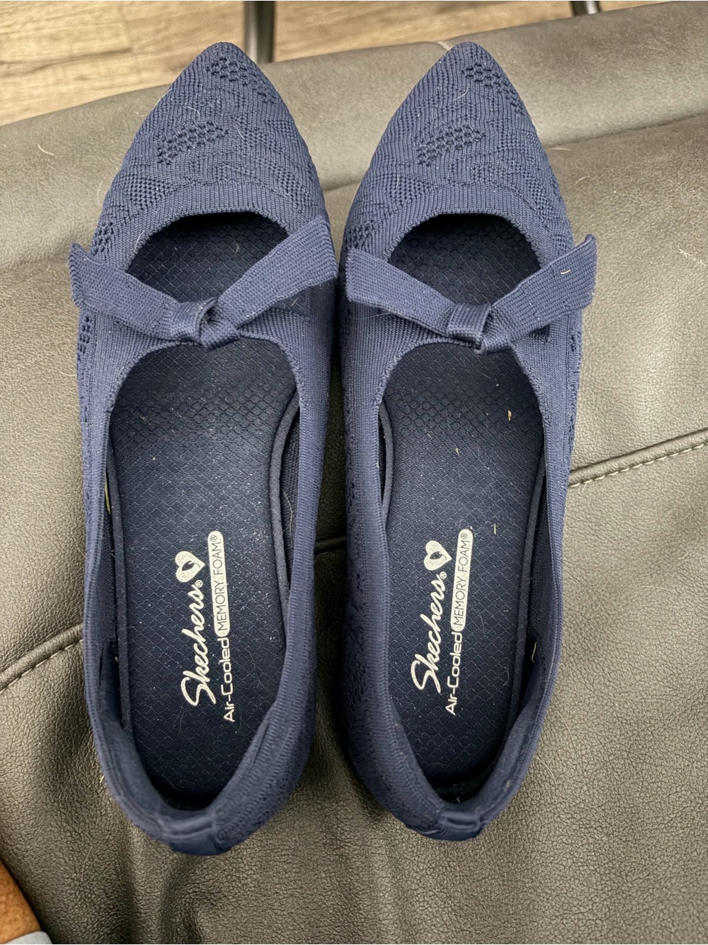 Skechers Women's Navy Knit Pointed-Toe Flats with Bow